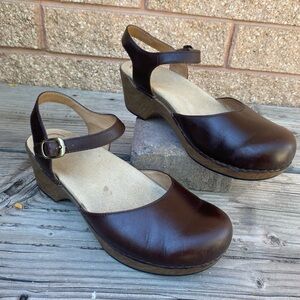 Brown Leather Women's Clogs